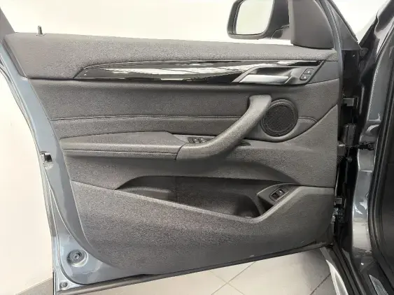 BMW X1 F48 - voiture d'occasion - Photo 18
