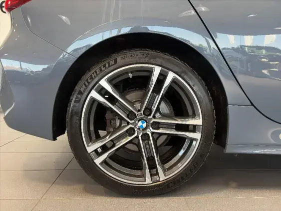 BMW SERIE 1 F40 - voiture d'occasion - Photo 23