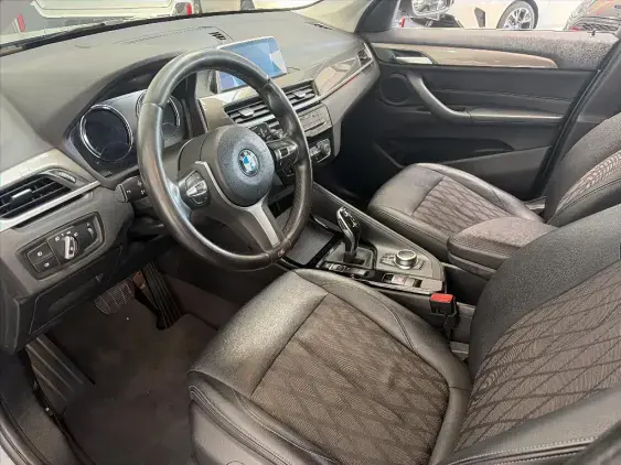 BMW X1 F48 - voiture d'occasion - Photo 17