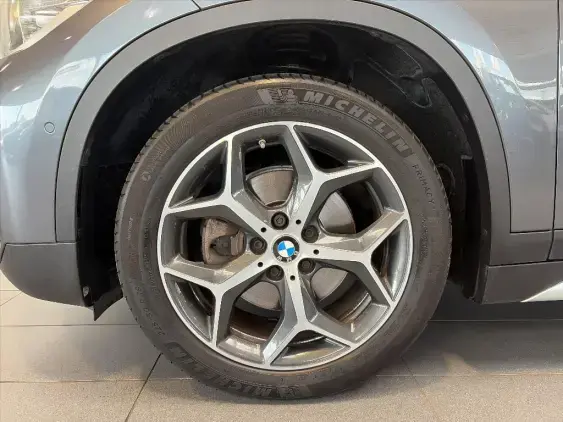 BMW X1 F48 - voiture d'occasion - Photo 21