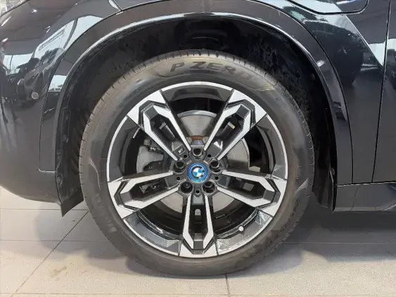 BMW X1 U11 - voiture d'occasion - Photo 21