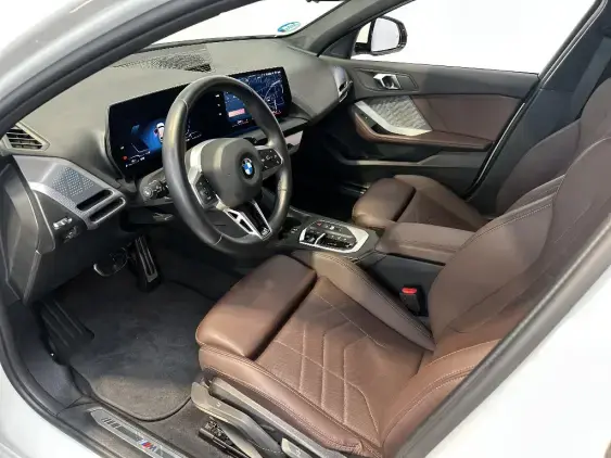 BMW SERIE 1 F70 - voiture d'occasion - Photo 16