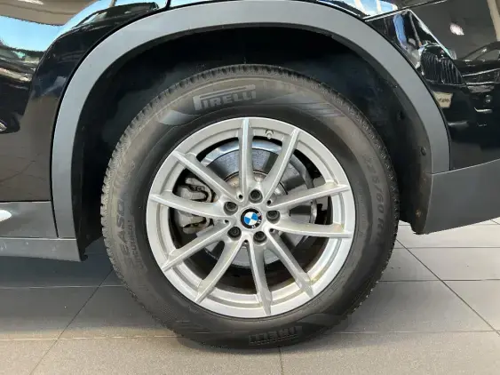 BMW X3 III - voiture d'occasion - Photo 21