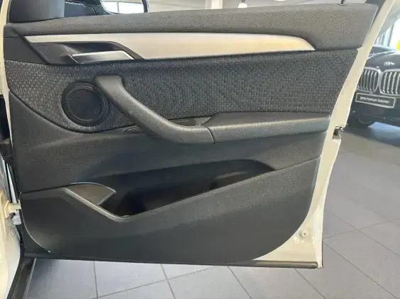 BMW X2 I - voiture d'occasion - Photo 18