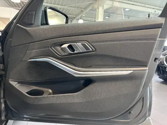 BMW SERIE 3 TOURING VII - voiture d'occasion - Photo 18
