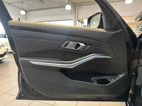 BMW SERIE 3 TOURING VII - voiture d'occasion - Photo 17
