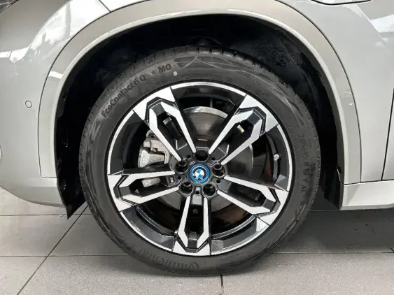 BMW X1 U11 - voiture d'occasion - Photo 20