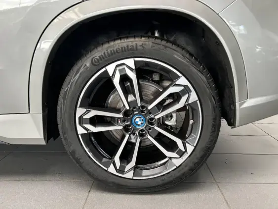 BMW X1 U11 - voiture d'occasion - Photo 21