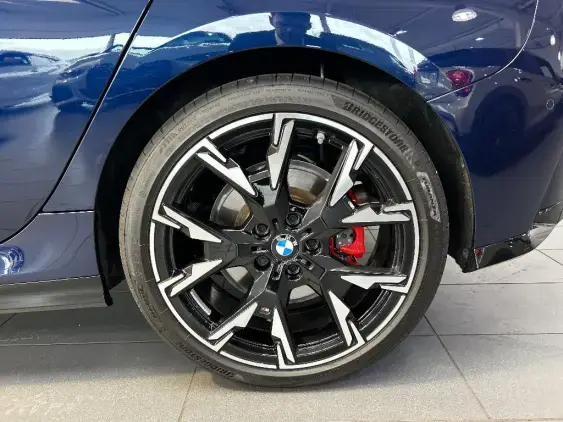 BMW SERIE 1 F70 - voiture d'occasion - Photo 21