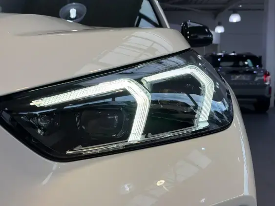 BMW X1 U11 - voiture d'occasion - Photo 19