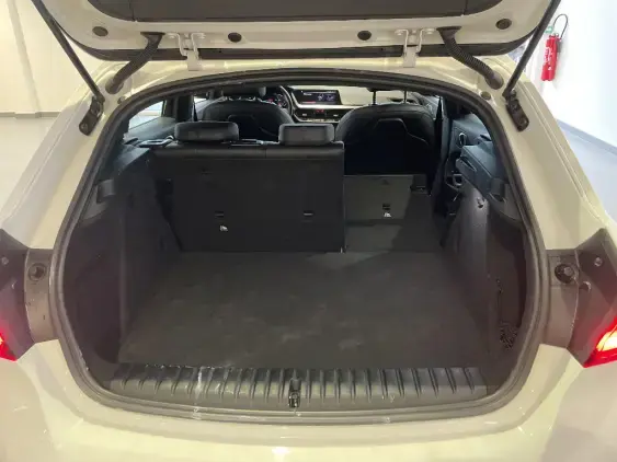 BMW SERIE 1 F40 - voiture d'occasion - Photo 13