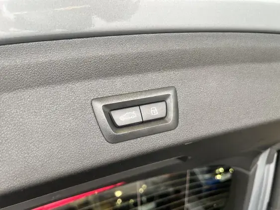 BMW SERIE 1 F40 - voiture d'occasion - Photo 15