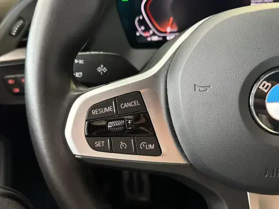 BMW SERIE 1 F40 - voiture d'occasion - Photo 11