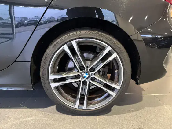 BMW SERIE 1 F40 - voiture d'occasion - Photo 13