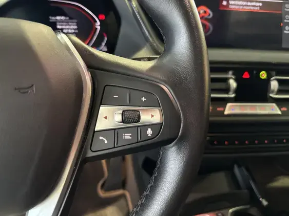 BMW SERIE 1 F40 - voiture d'occasion - Photo 12