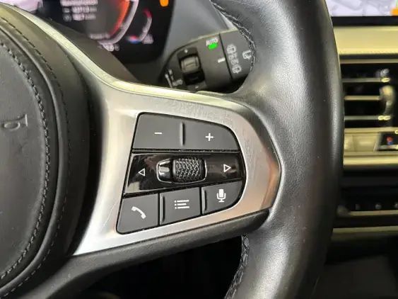 BMW SERIE 1 F40 - voiture d'occasion - Photo 11