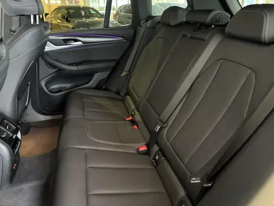 BMW X3 III - voiture d'occasion - Photo 14