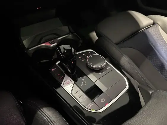 BMW SERIE 1 F40 - voiture d'occasion - Photo 13