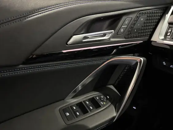 BMW X1 U11 - voiture d'occasion - Photo 12