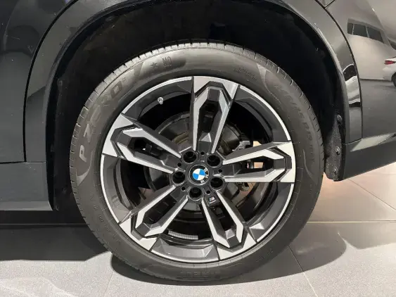 BMW X1 U11 - voiture d'occasion - Photo 13