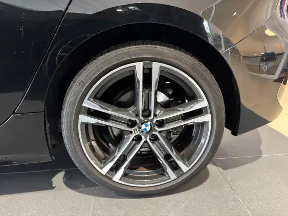 BMW SERIE 1 F40 - voiture d'occasion - Photo 16