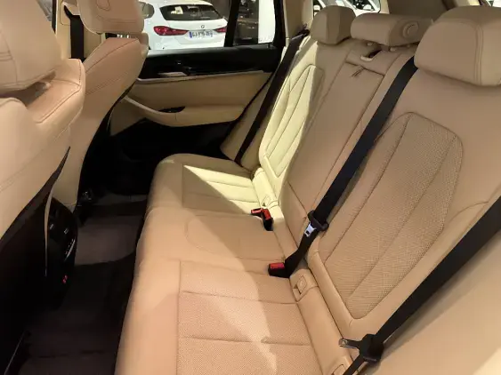 BMW X3 III - voiture d'occasion - Photo 13