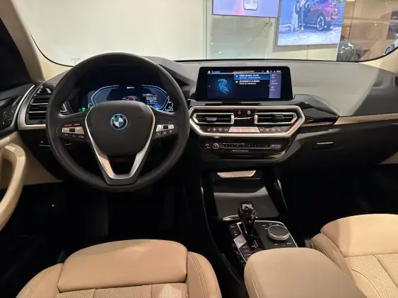 BMW X3 III - voiture d'occasion - Photo 17