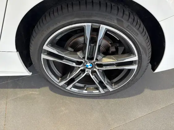 BMW SERIE 1 F40 - voiture d'occasion - Photo 14