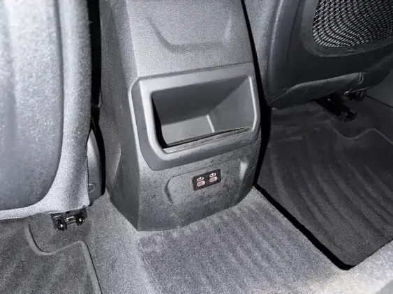 BMW SERIE 1 F40 - voiture d'occasion - Photo 12