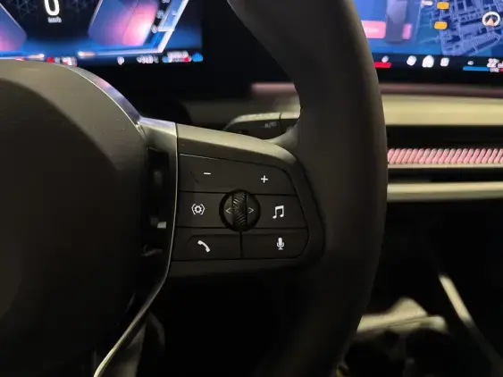 BMW SERIE 1 F70 - voiture d'occasion - Photo 12