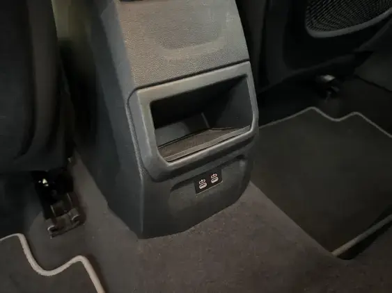 BMW SERIE 1 F40 - voiture d'occasion - Photo 12