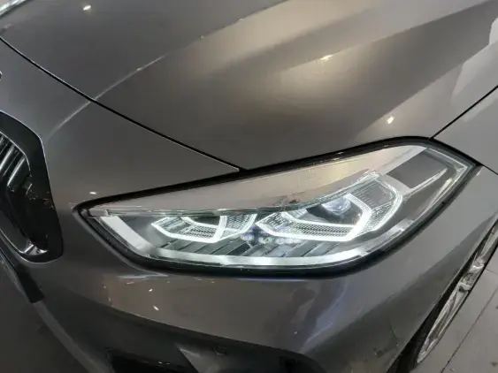 BMW SERIE 1 F40 - voiture d'occasion - Photo 19