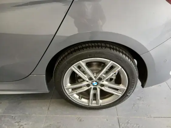 BMW SERIE 1 F40 - voiture d'occasion - Photo 21