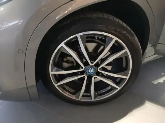 BMW X2 I - voiture d'occasion - Photo 18