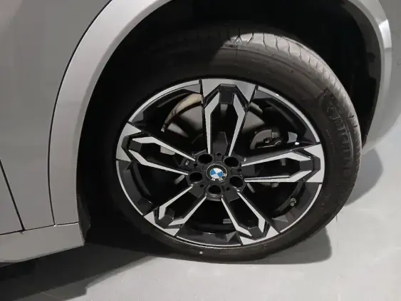 BMW X1 U11 - voiture d'occasion - Photo 19