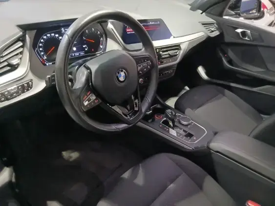 BMW SERIE 1 F40 - voiture d'occasion - Photo 16