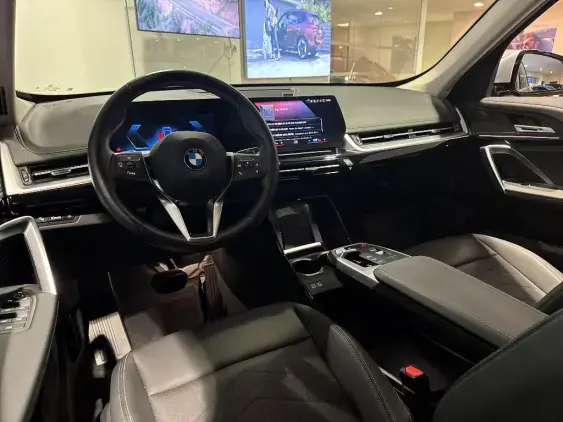 BMW X1 U11 - voiture d'occasion - Photo 14