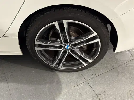 BMW SERIE 1 F40 - voiture d'occasion - Photo 15