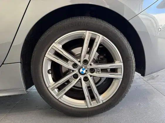 BMW SERIE 1 F40 - voiture d'occasion - Photo 16