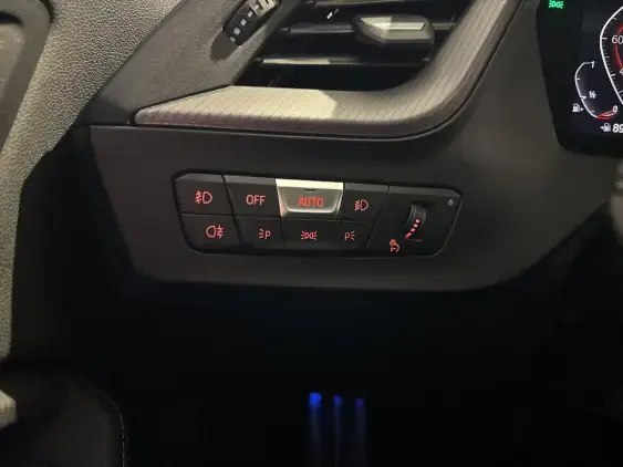 BMW SERIE 2 COUPE II - voiture d'occasion - Photo 15