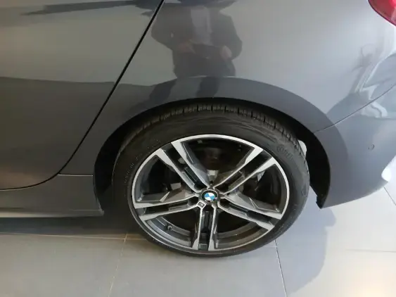 BMW SERIE 1 F40 - voiture d'occasion - Photo 22