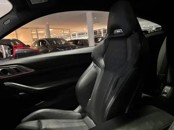 BMW M4 COMPETITION COUPE G82 - voiture d'occasion - Photo 19