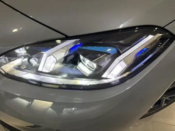 BMW SERIE 1 F70 - voiture d'occasion - Photo 10