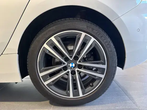 BMW SERIE 1 F40 - voiture d'occasion - Photo 18