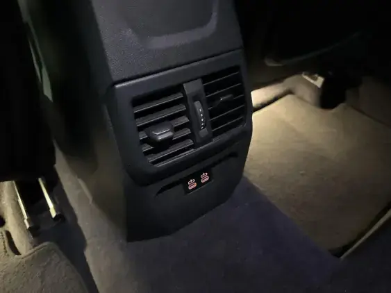 BMW SERIE 1 F40 - voiture d'occasion - Photo 12