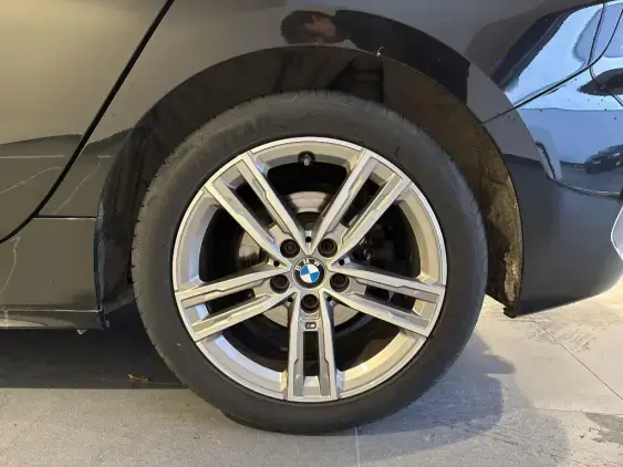 BMW SERIE 1 F40 - voiture d'occasion - Photo 16