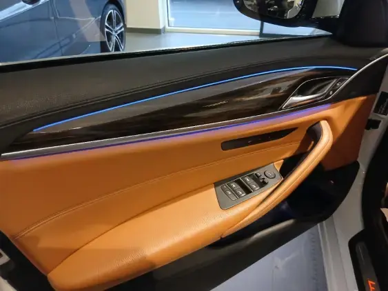 BMW SERIE 5 G30 - voiture d'occasion - Photo 17