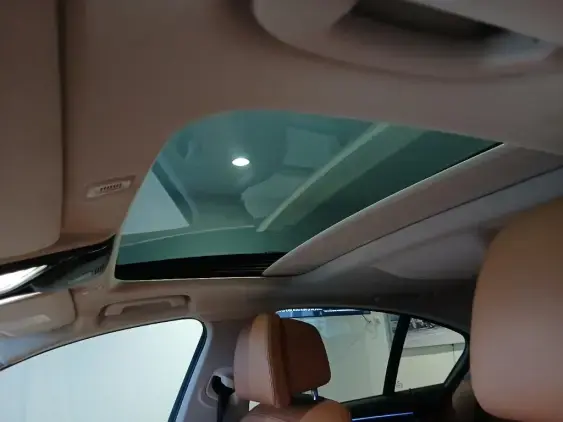 BMW SERIE 5 G30 - voiture d'occasion - Photo 19