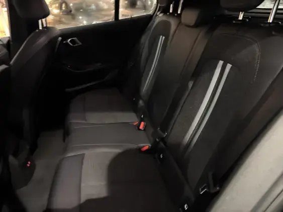 BMW SERIE 1 F40 - voiture d'occasion - Photo 12