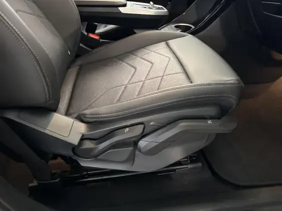 BMW X1 U11 - voiture d'occasion - Photo 12